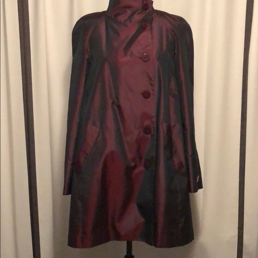 Gorgeous 100% Silk Worth coat
